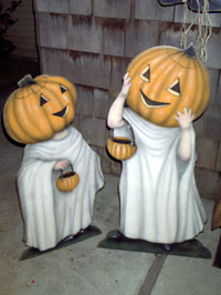 Trick or Treaters - Boardwalk Originals Halloween Decoration & Display